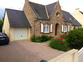 Maison chaleureuse à Erquy avec jardin et parking